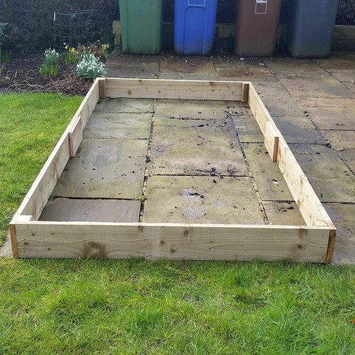 4ft 8ft high - x, bed